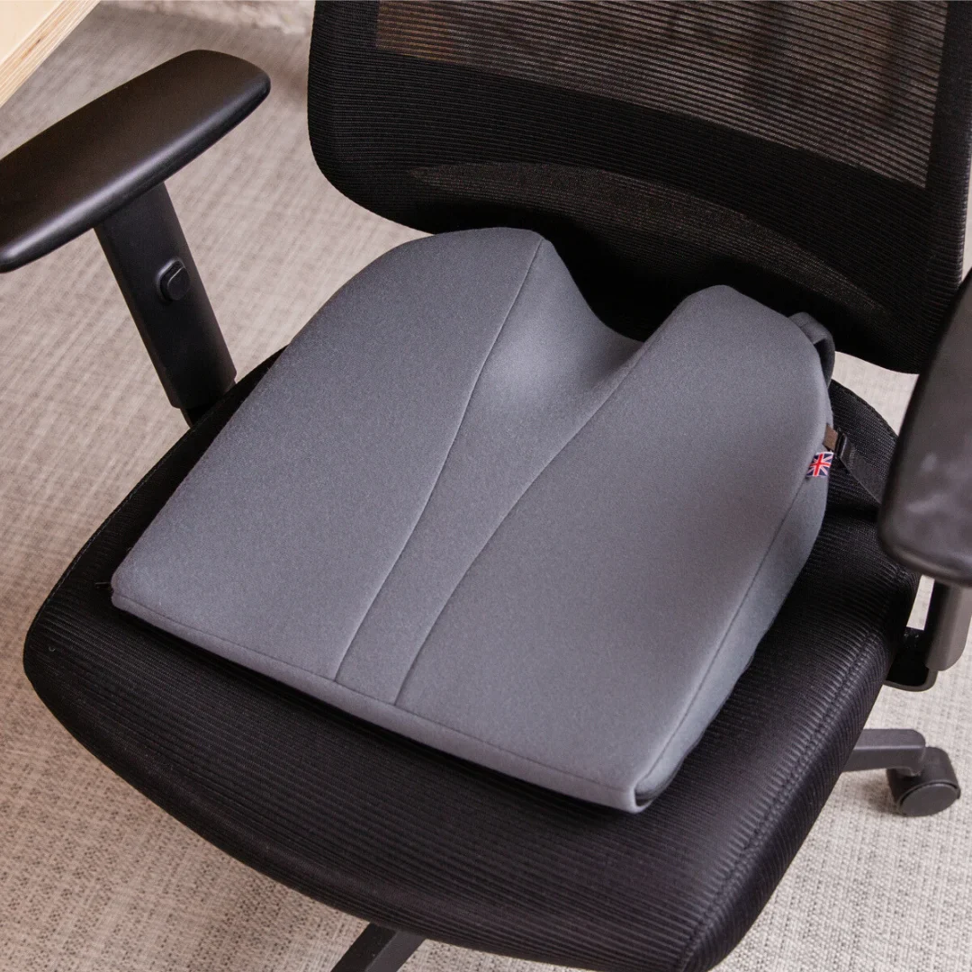 11° Degree Sitting Wedge (3¾") Coccyx Cut Out - Image 16