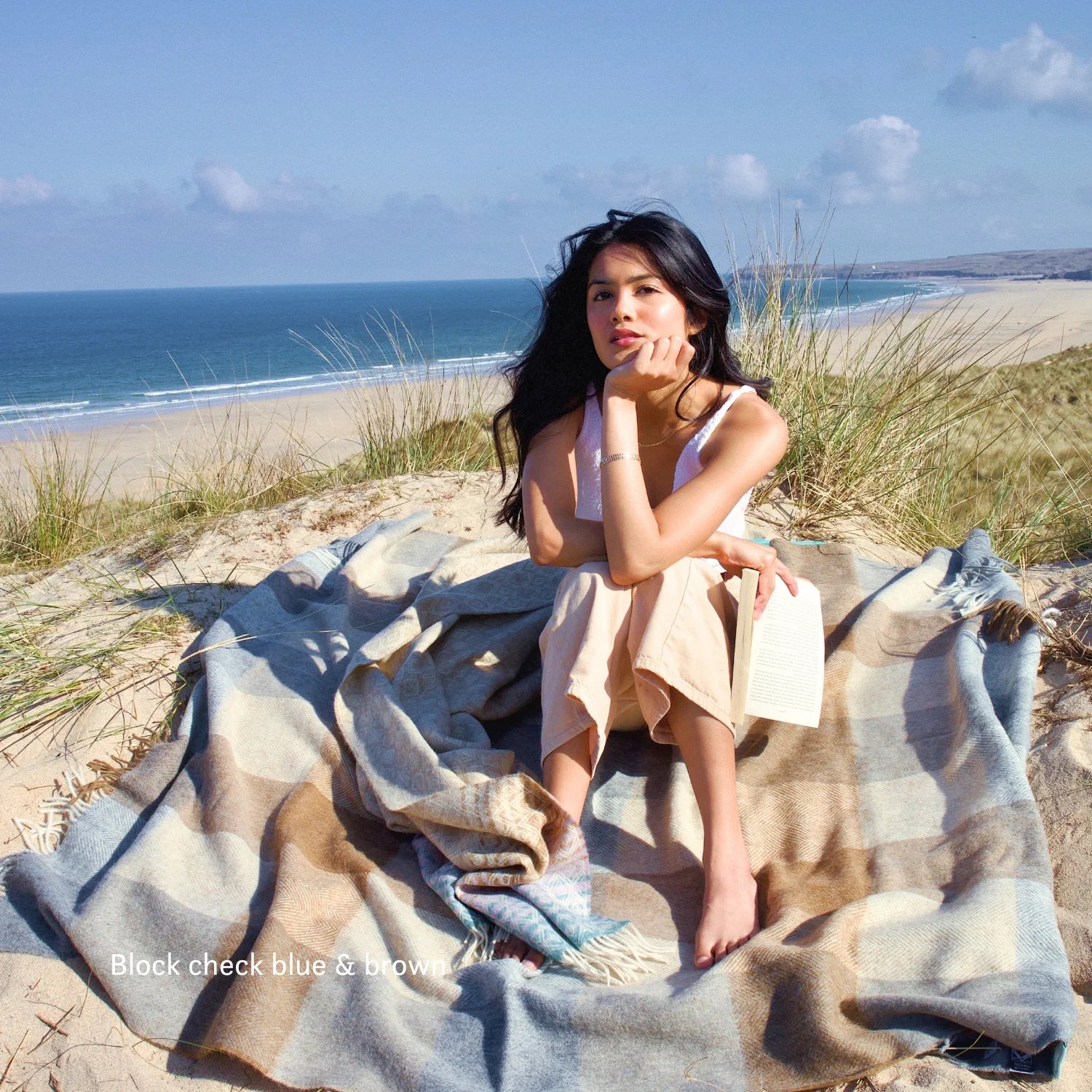 British Lambswool Blanket - Image 5