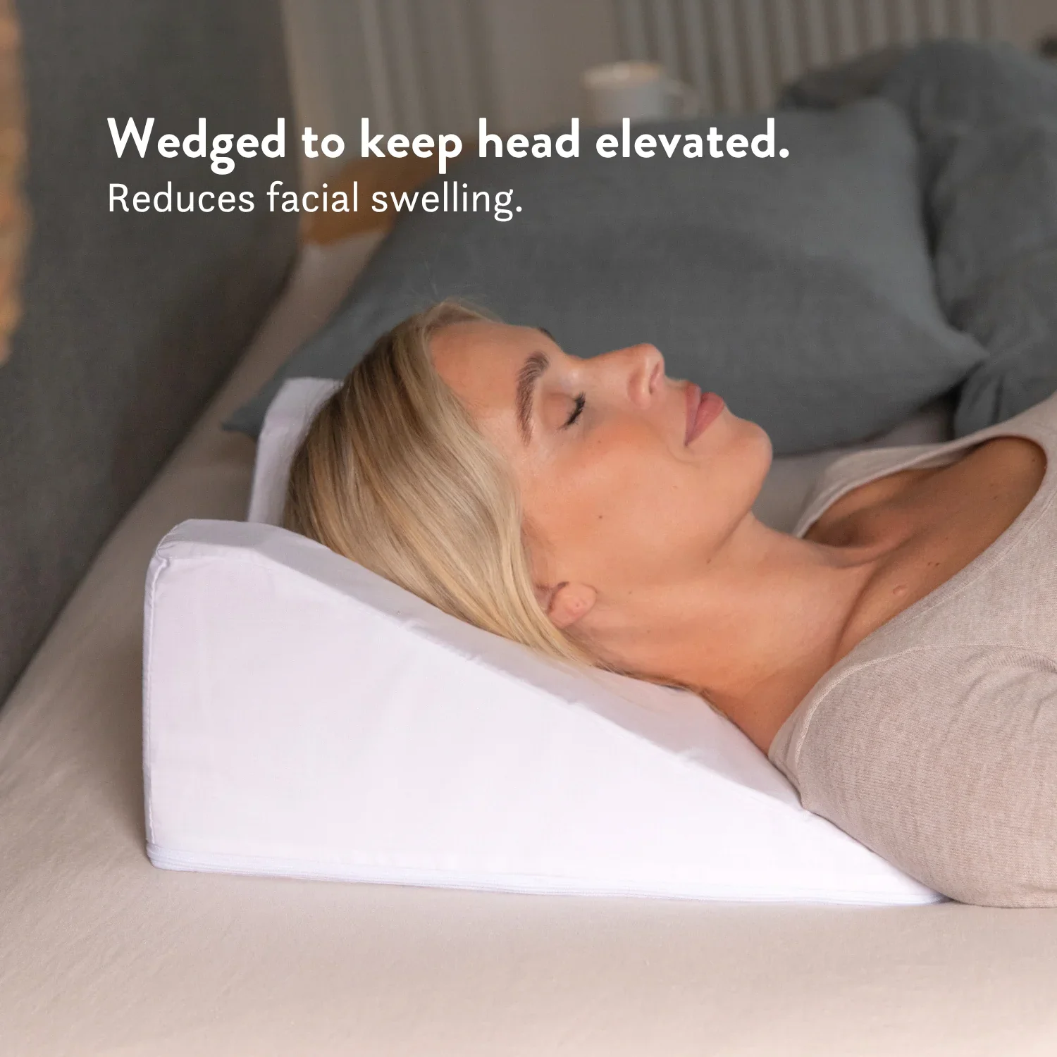 Facial Surgery Recovery Pillow - Image 3