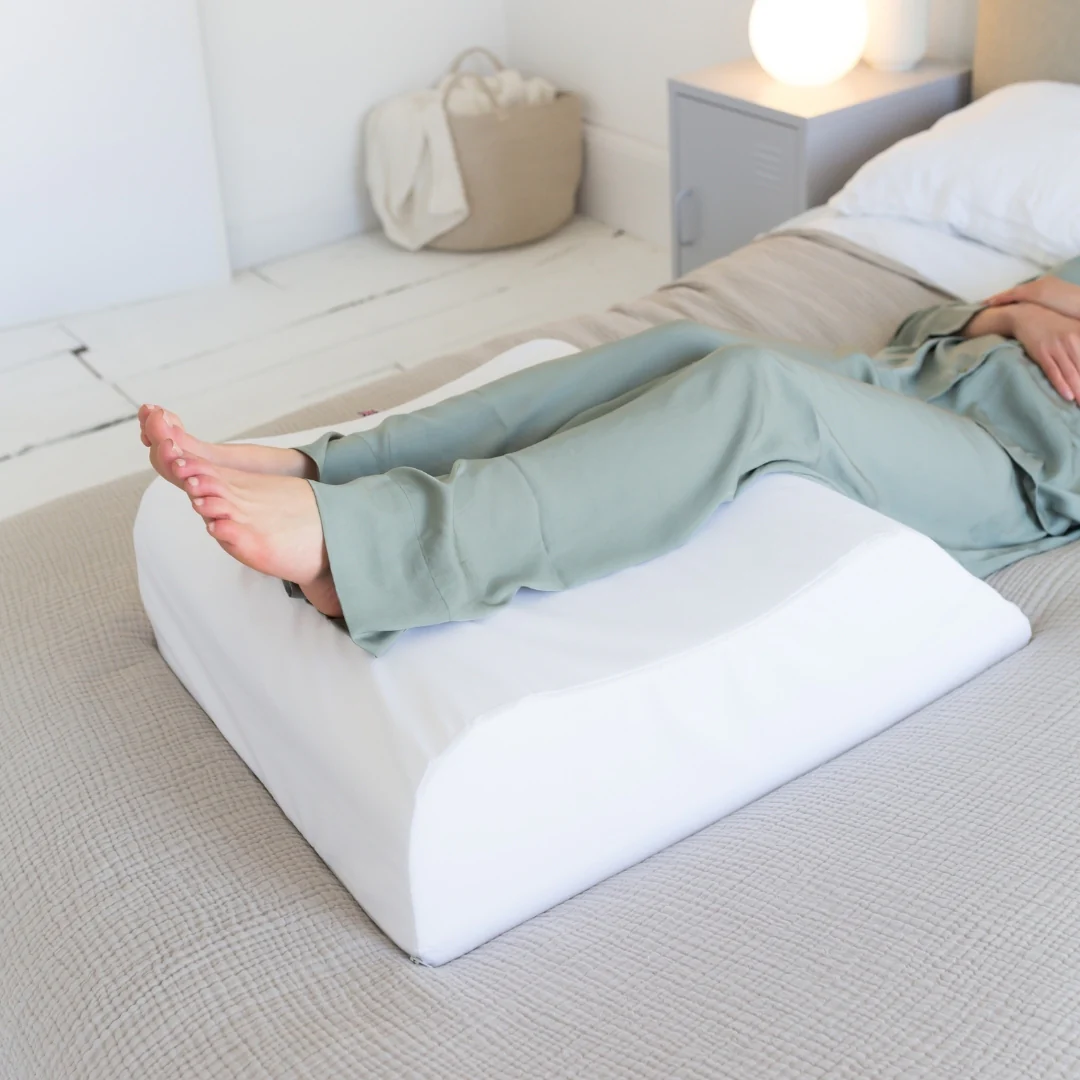 Leg Pillow - Elevation Support Wedge - Image 4